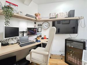 Photo 43- click for photo gallery